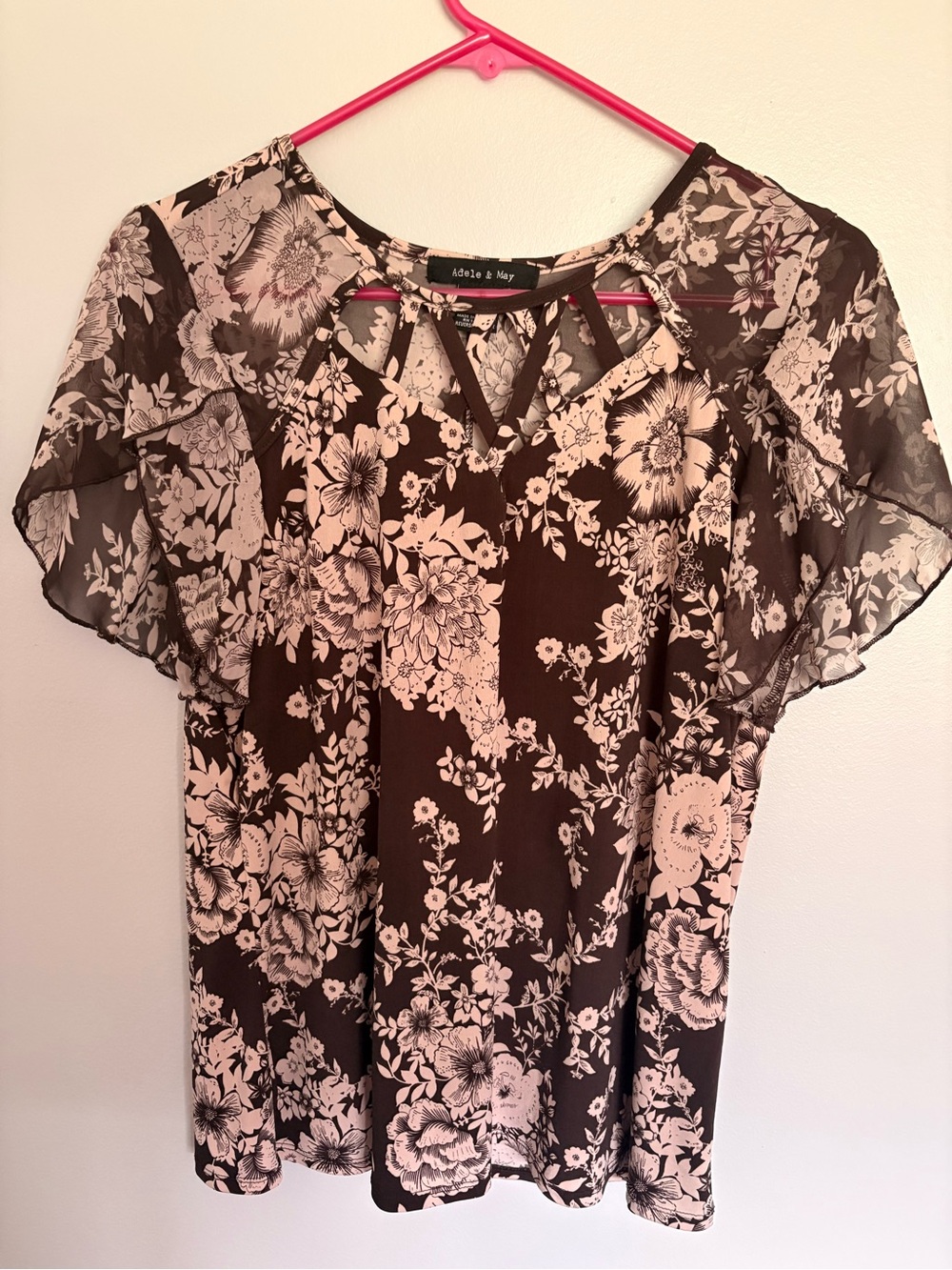 Adele & May Brown & Cream Floral Keyhole Flutter Sleeve Blouse